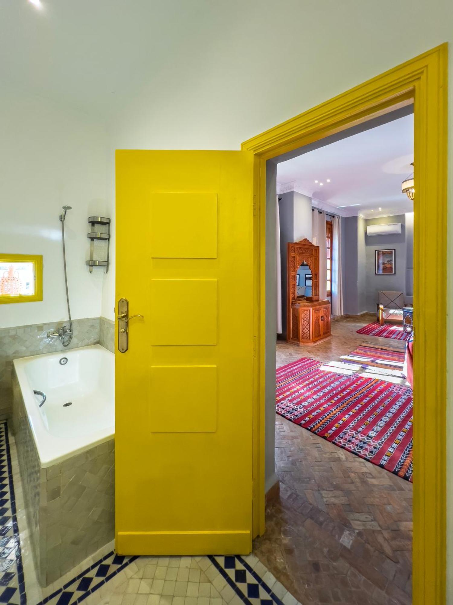 Standard Suite